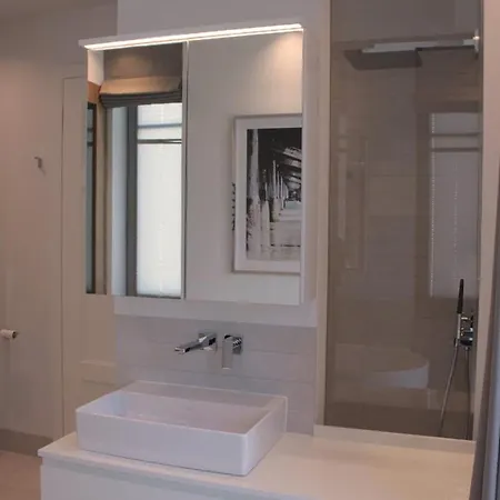 Apartment Bluepearl, Charlotte Binz