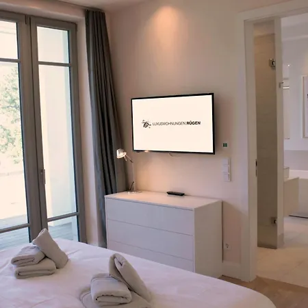 Apartment Bluepearl, Charlotte Binz